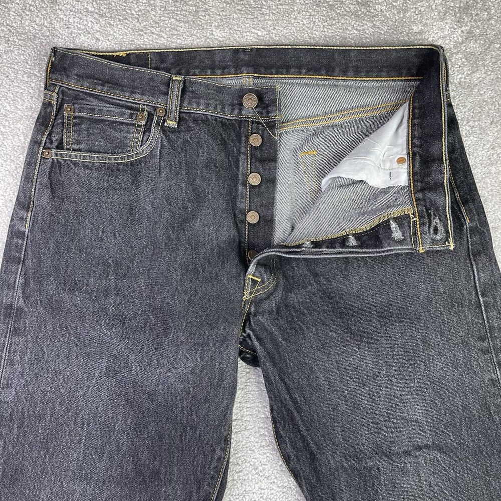 Levi’s 501 Jeans Men’s 32X28 Blue Straight Mid-Rise Dark Wash Button Fly - Picture 2 of 13